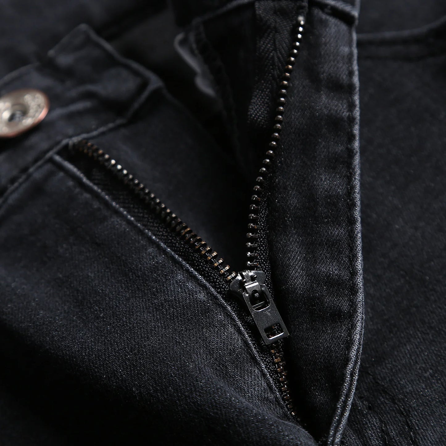 2025 New Fashion Street Style Ripped Skinny Jeans Men Vintage wash Solid Denim Trouser Mens Casual Slim fit pencil denim Pants