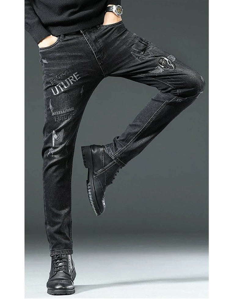Pantalones vaqueros elásticos negros de alta gama, elegantes, clásicos y distintivos, con estampados para hombre, de alta calidad, ajustados y de lujo.
