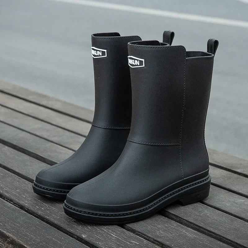 Rubber Women Rain Boots PVC Waterproof Women Shoes Non-Slip Women Water Shoes Outdoor Women Boots Zapatos Impermeable Mujer