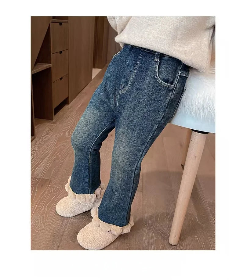 Pantalones vaqueros acampanados con forro polar para niñas, cálidos, con dobladillo desgastado, para invierno, de 1 a 6 años, a la moda, informales