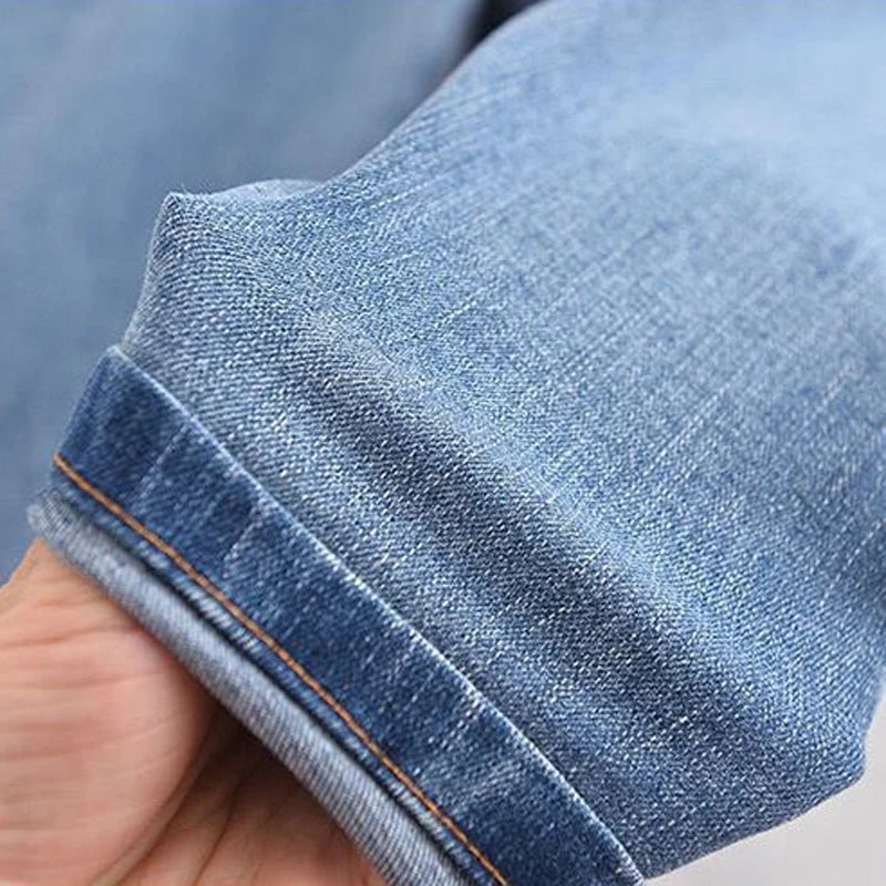 2023 Spring Girls' Jeans Children's Jeans New Pockets Strawberry Embroidery Autumn Baby Pants Fashionable Girls' Denim Trousers