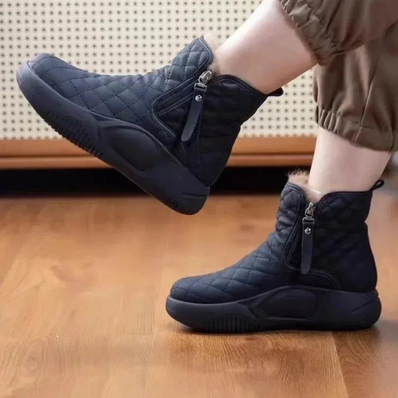 Trendy Mid Length Boots Winter Thick Soled Non Slip Side Chain Warm Casual Solid Color Design for Women's Cotton Shoes