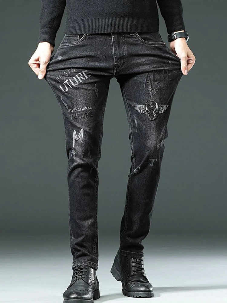Pantalones vaqueros elásticos negros de alta gama, elegantes, clásicos y distintivos, con estampados para hombre, de alta calidad, ajustados y de lujo.