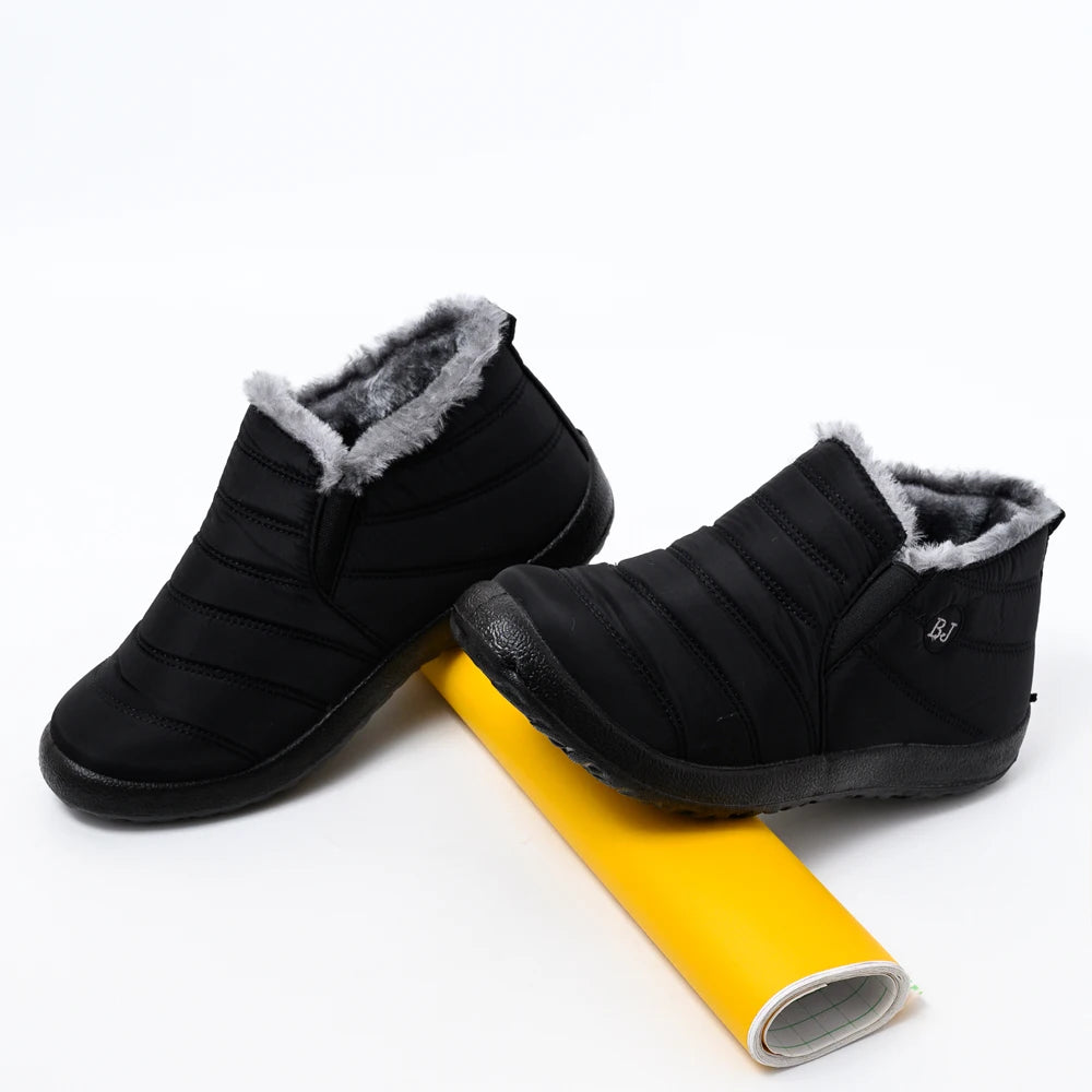 Bottes pour hommes, bottes d'hiver imperméables, bottes de neige légères et chaudes avec fourrure, chaussures pour hommes, grandes tailles jusqu'à 47, bottines unisexes à enfiler, chaussures décontractées