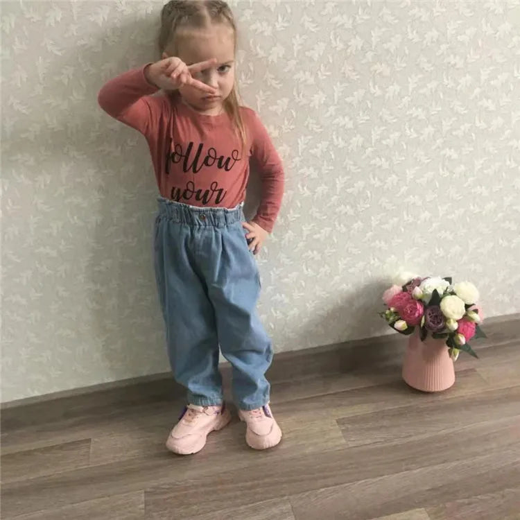 Pantalones vaqueros nuevos para bebés y niños, de cintura alta, de color liso, para exteriores, moda otoño-invierno, vaqueros para niños 2024