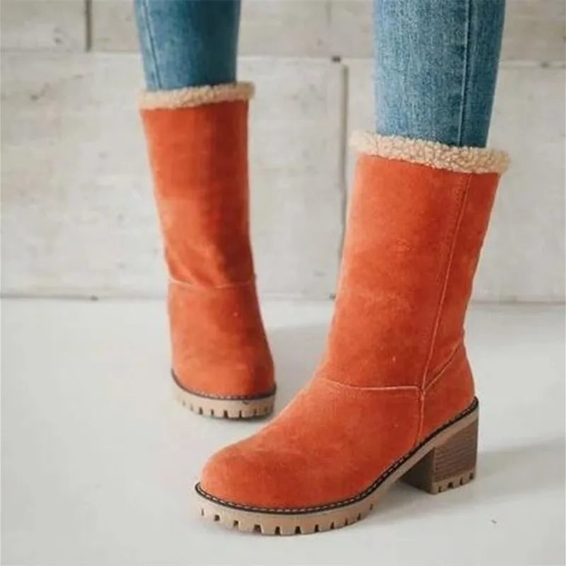 Botas de invierno para mujer, nuevas botas de nieve cálidas de piel, botines cómodos de lana con puños, cuñas de plataforma, zapatos de algodón, botas de media pantorrilla