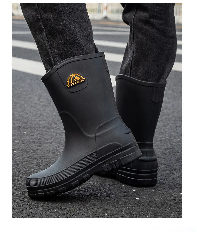 Bottes de pluie décontractées pour hommes, imperméables et antidérapantes, tige mi-haute, chaussures de travail tendance en caoutchouc (prendre une pointure au-dessus pour les modèles en coton)