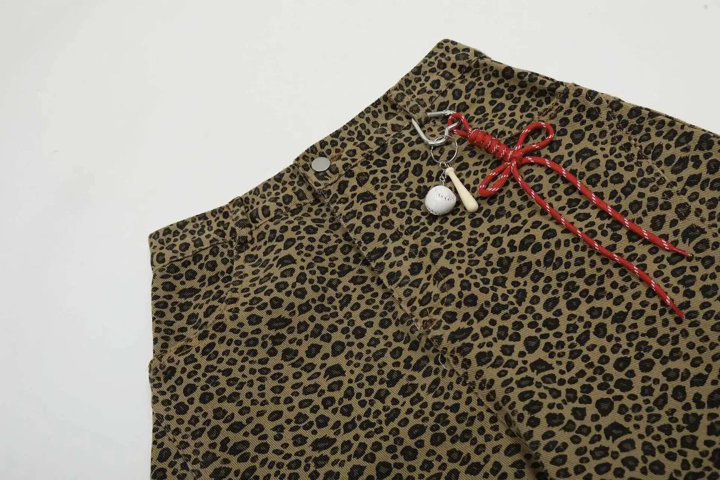 PFNW - Vaqueros caqui con estampado de leopardo para hombre y mujer, holgados, informales, de pierna ancha, primavera 2025, 28W6288