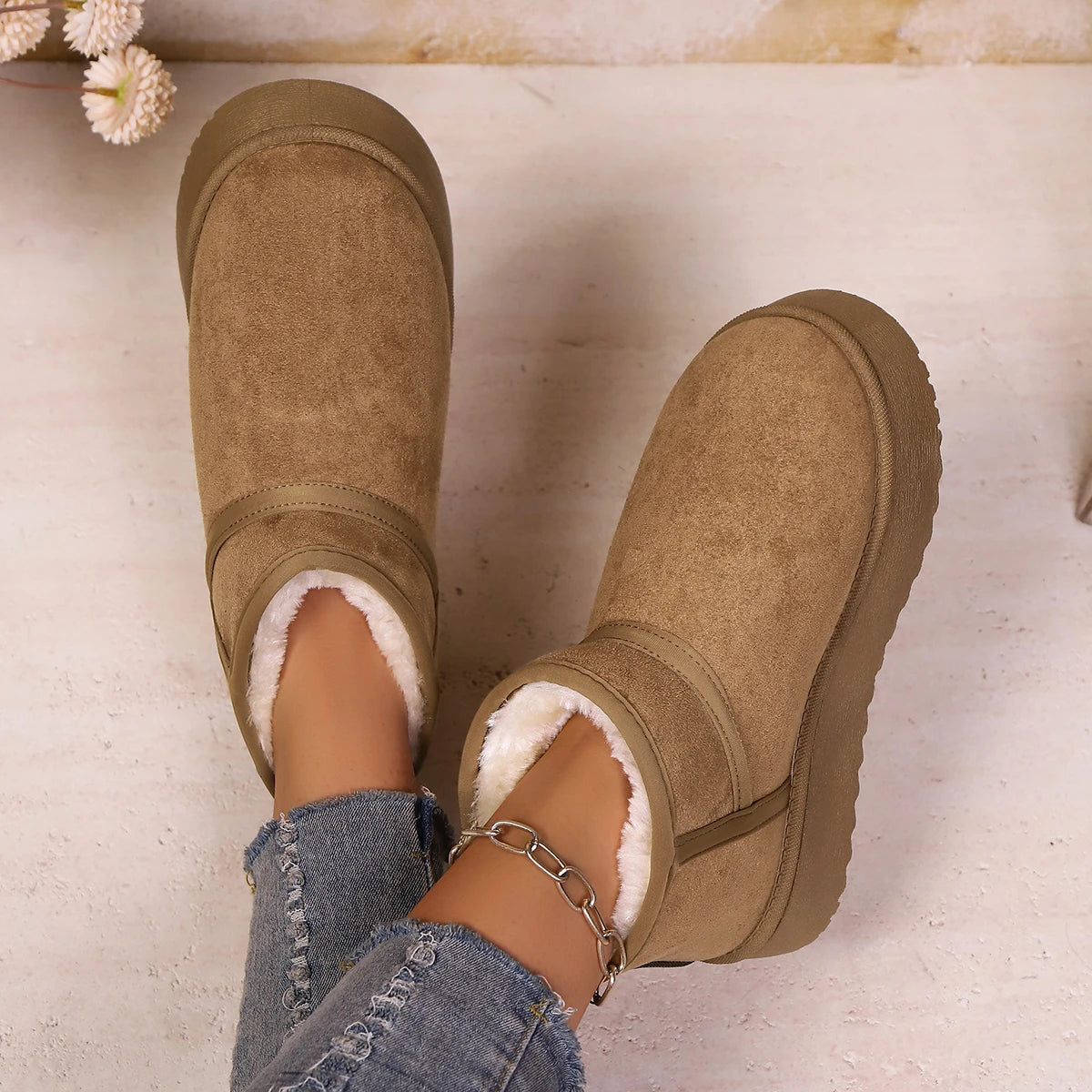 Real Sheepskin Wool Low-cut Warm Comfortable Shoes Women Fashion Short Shoes New Winter Warm Boots Fur Ladies Snow Boots