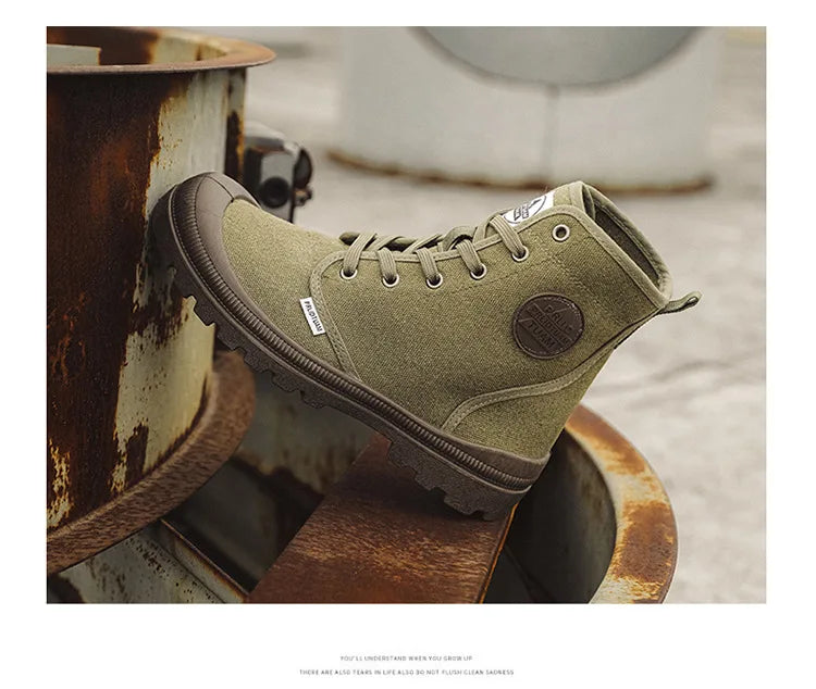 Nouvelles bottes montantes tendance pour hommes, confortables et décontractées, idéales pour l'extérieur, la jungle et l'alpinisme. Bottes à plateforme larges.