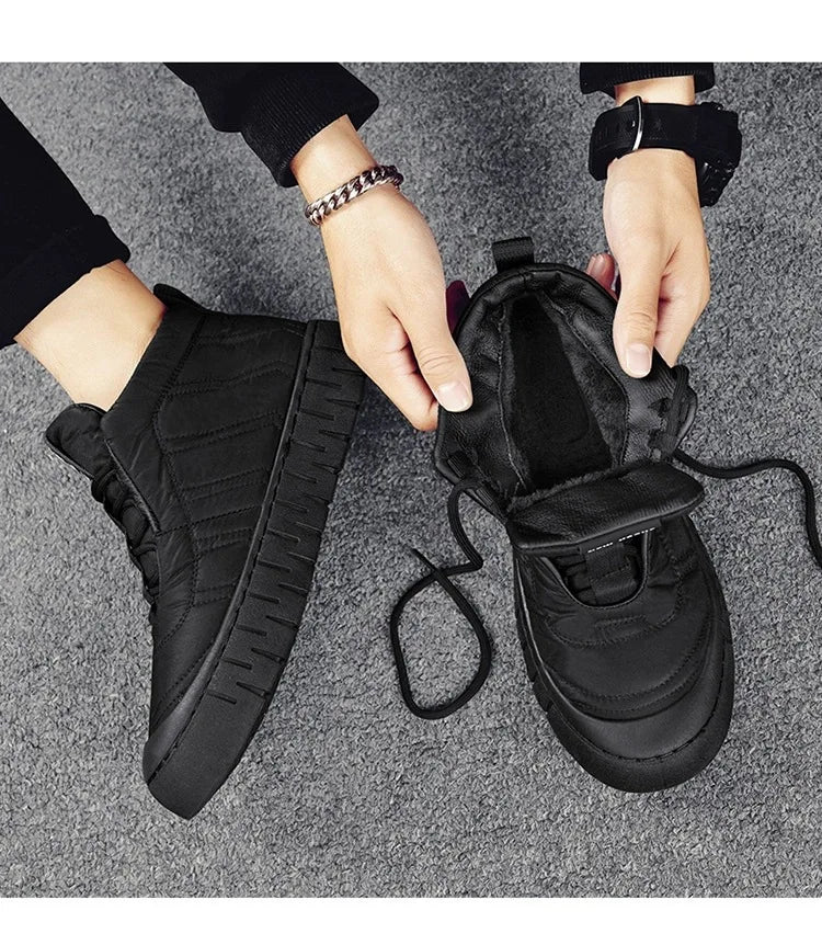 Classics Men's Soft Plush Ankle Boots Waterproof Snow Boots Designer Warm Platform Boots Versatile Lace Up Flats Hiking Boot