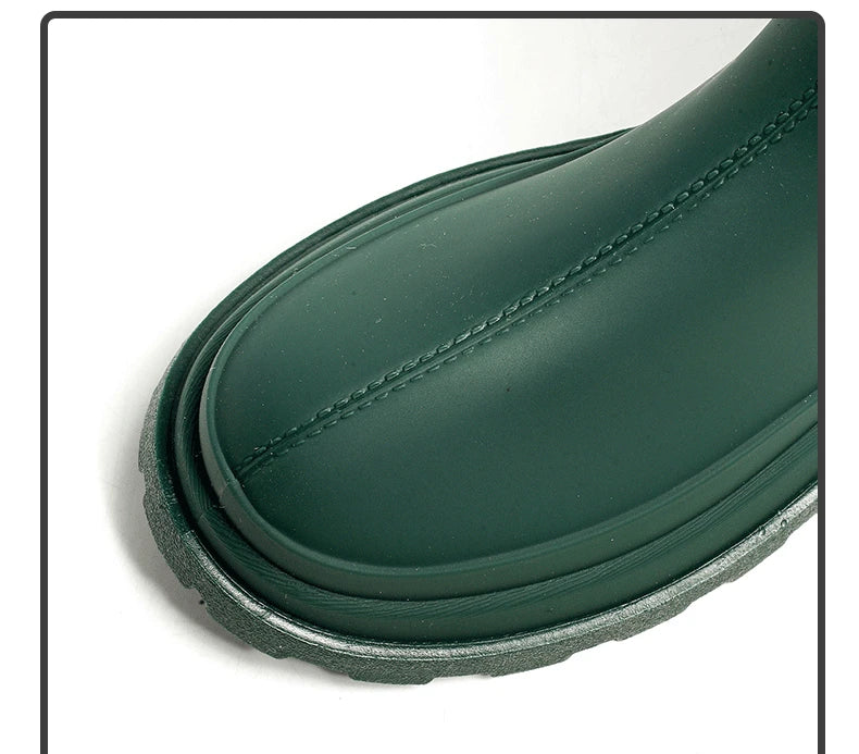 Botas de lluvia de PVC de caña alta para mujer, estilo británico, suela gruesa, impermeables, duraderas, para exteriores, de color sólido, antideslizantes