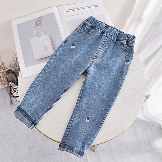 2023 Spring Girls' Jeans Children's Jeans New Pockets Strawberry Embroidery Autumn Baby Pants Fashionable Girls' Denim Trousers