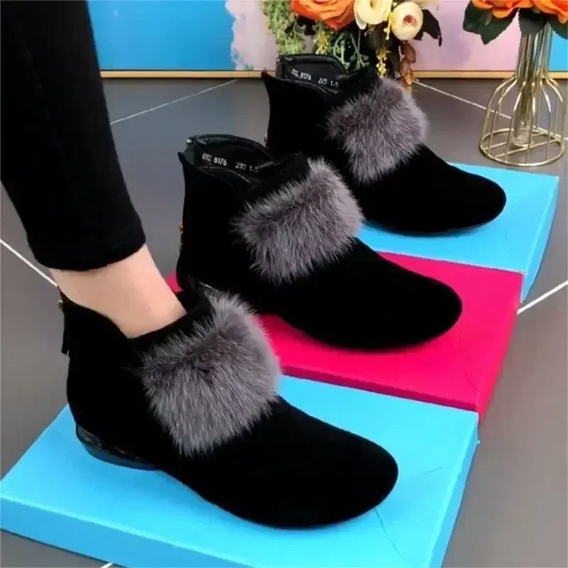 Zapatos de invierno para mujer, botas cálidas de felpa, de tacón bajo, antideslizantes, para ir al trabajo, para oficina, botas cortas con cremallera a la moda.
