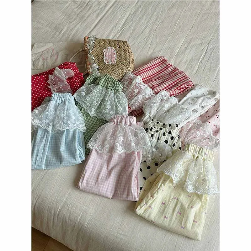 Pantalones de encaje para niñas pequeñas, novedad de 2025, pantalones de malla con costuras para niños, pantalones casuales de princesa con estampado de verano, ropa de moda para niños de 2 a 10 años