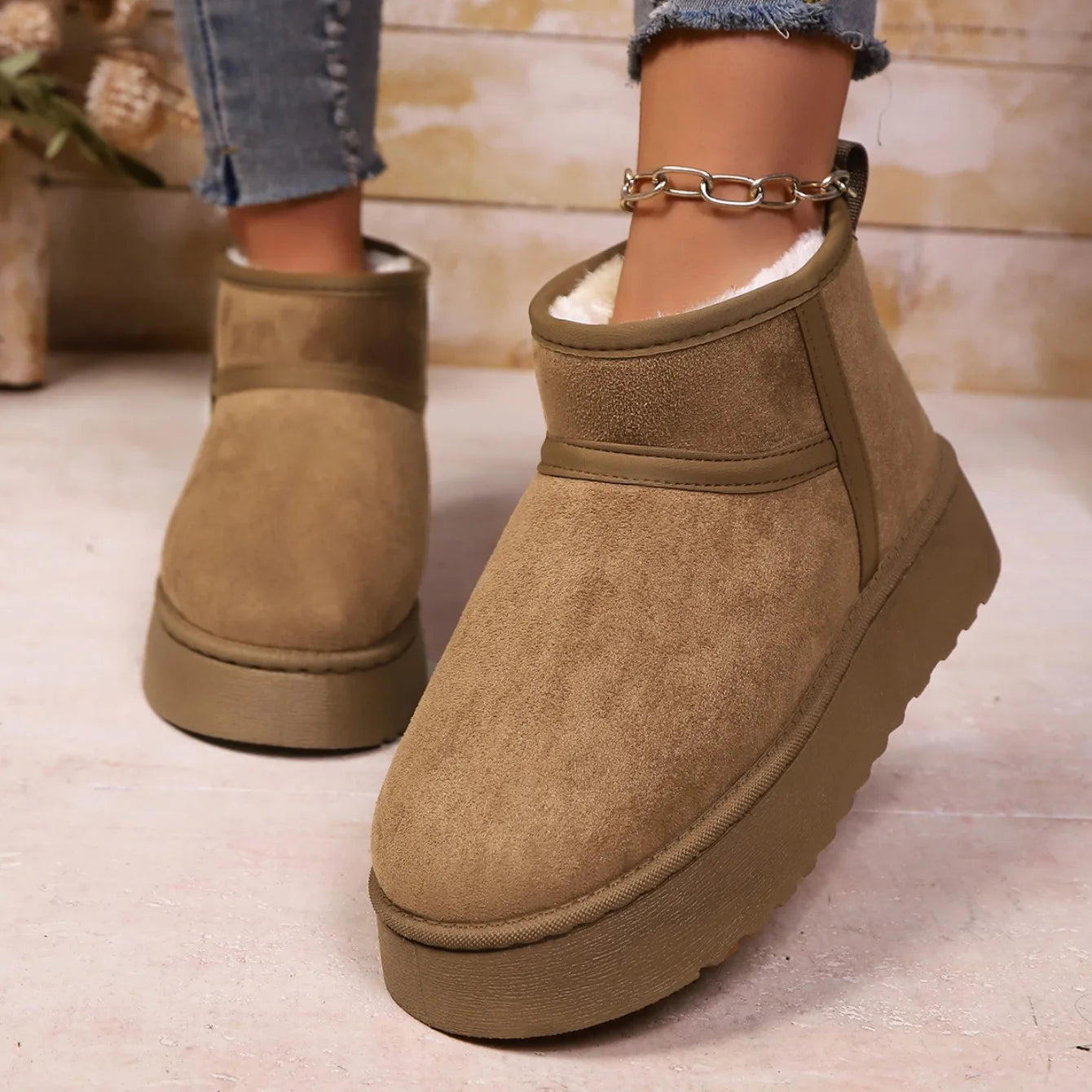 Real Sheepskin Wool Low-cut Warm Comfortable Shoes Women Fashion Short Shoes New Winter Warm Boots Fur Ladies Snow Boots