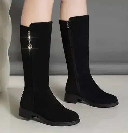 Nuevas botas de nieve cálidas y afelpadas para mujer, informales, planas, combinables, de algodón, a la moda, con cremallera lateral, zapatos de invierno, botas altas hasta el muslo, negras