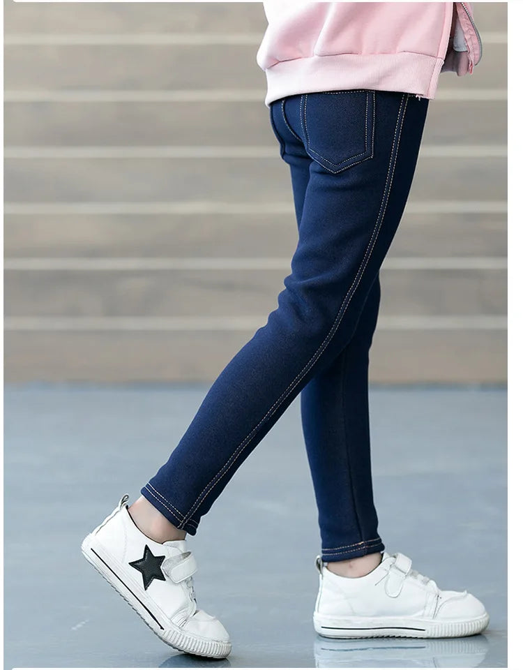 Pantalones para niños, ropa de invierno, nuevos vaqueros gruesos para niñas de mediana edad, estilo coreano, elásticos y de cachemira.