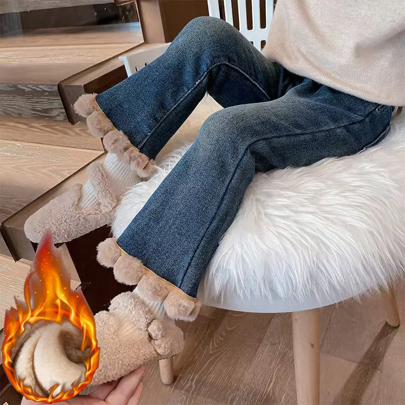 Pantalones vaqueros acampanados con forro polar para niñas, cálidos, con dobladillo desgastado, para invierno, de 1 a 6 años, a la moda, informales