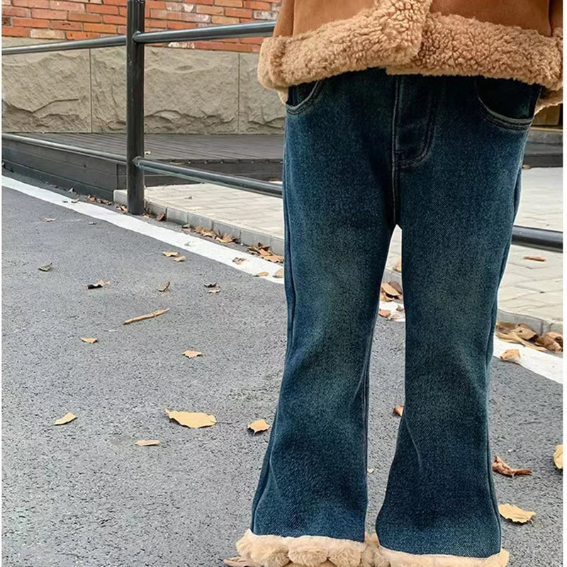 Pantalones vaqueros acampanados con forro polar para niñas, cálidos, con dobladillo desgastado, para invierno, de 1 a 6 años, a la moda, informales