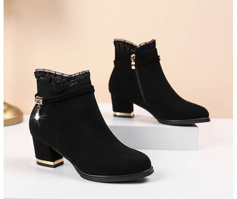 New Autumn Fashion Boots Women Fur Winter Warm Pointed Ankle Boots Sexy High Heel Rhinestone Decoration Zipper Women Boots