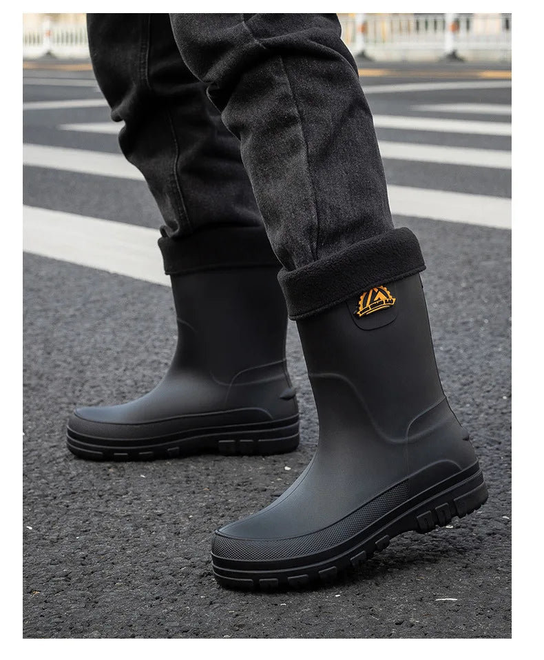 Bottes de pluie décontractées pour hommes, imperméables et antidérapantes, tige mi-haute, chaussures de travail tendance en caoutchouc (prendre une pointure au-dessus pour les modèles en coton)
