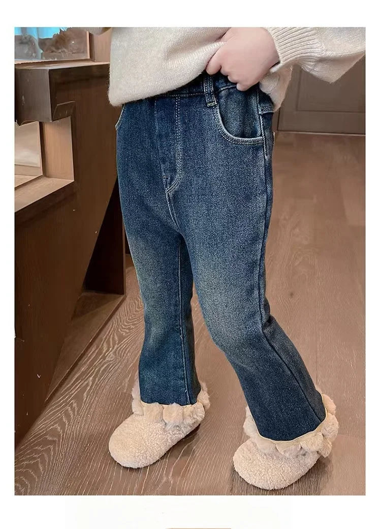 Pantalones vaqueros acampanados con forro polar para niñas, cálidos, con dobladillo desgastado, para invierno, de 1 a 6 años, a la moda, informales
