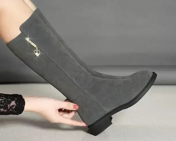 Nuevas botas de nieve cálidas y afelpadas para mujer, informales, planas, combinables, de algodón, a la moda, con cremallera lateral, zapatos de invierno, botas altas hasta el muslo, negras