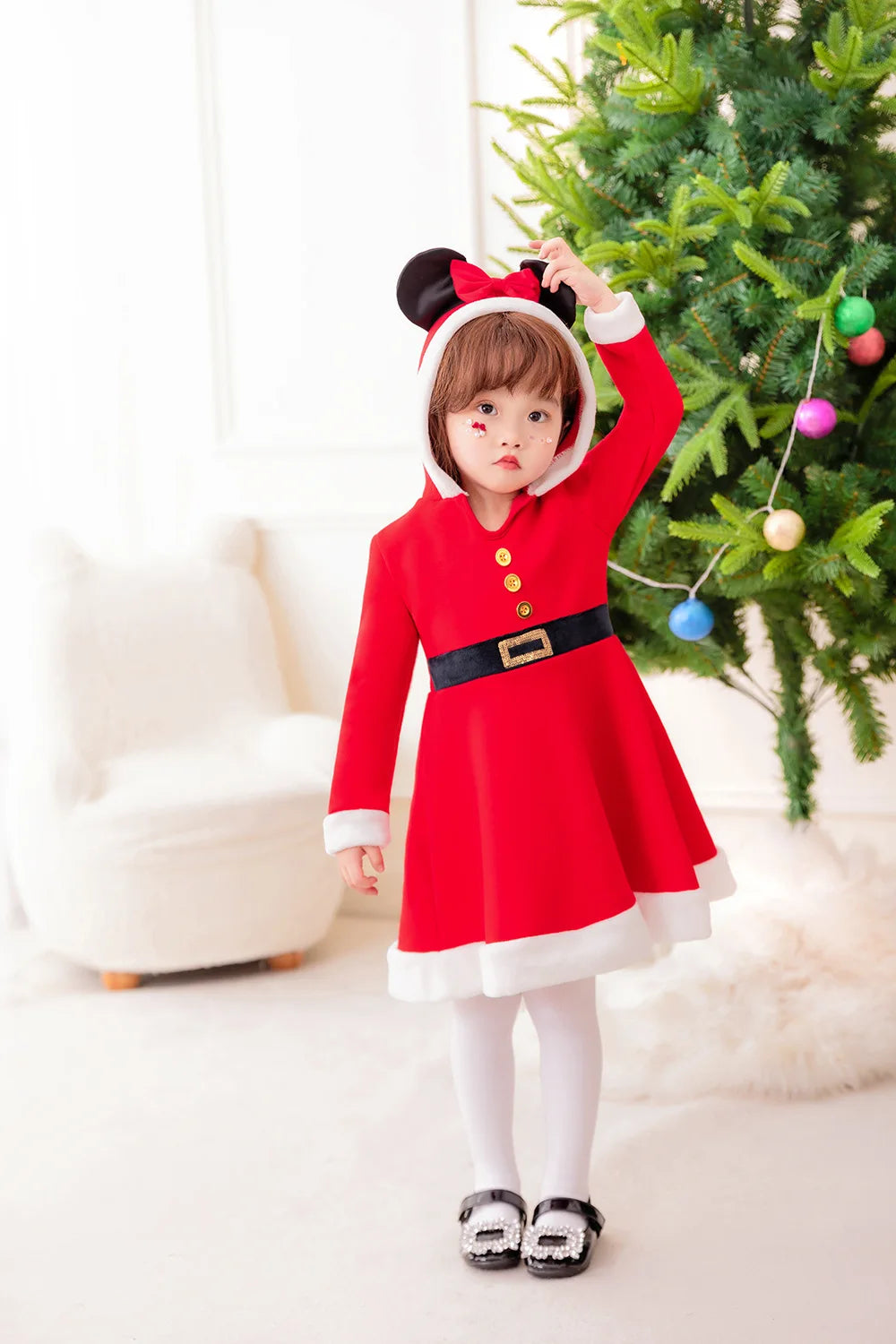 Vestido rojo navideño con capucha para niñas, ideal para el jardín de infancia, la escuela o cualquier ocasión. Disfraz cómodo para fiestas navideñas.