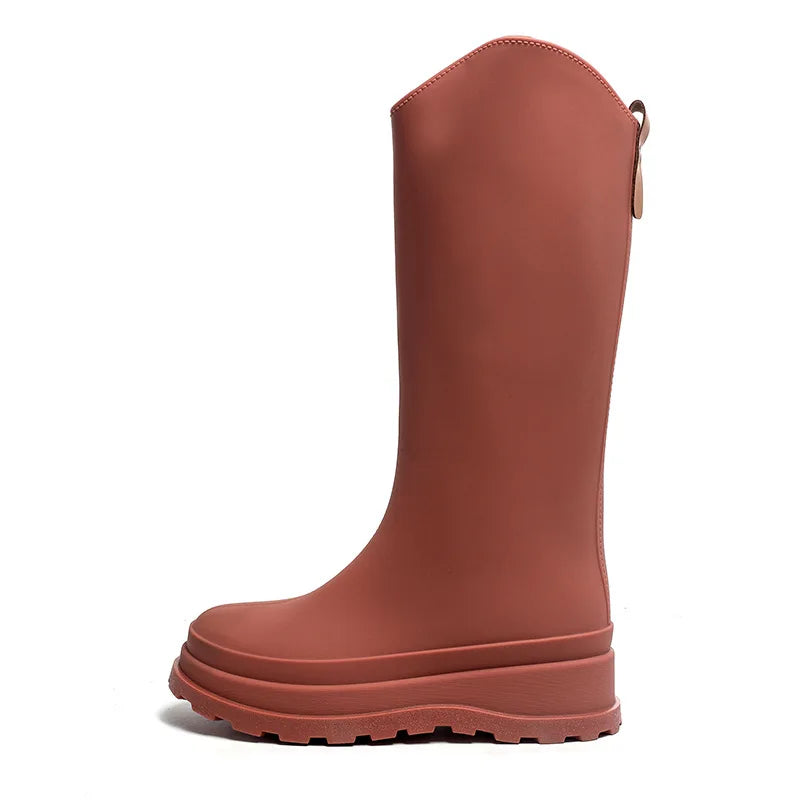 Botas de lluvia de PVC de caña alta para mujer, estilo británico, suela gruesa, impermeables, duraderas, para exteriores, de color sólido, antideslizantes
