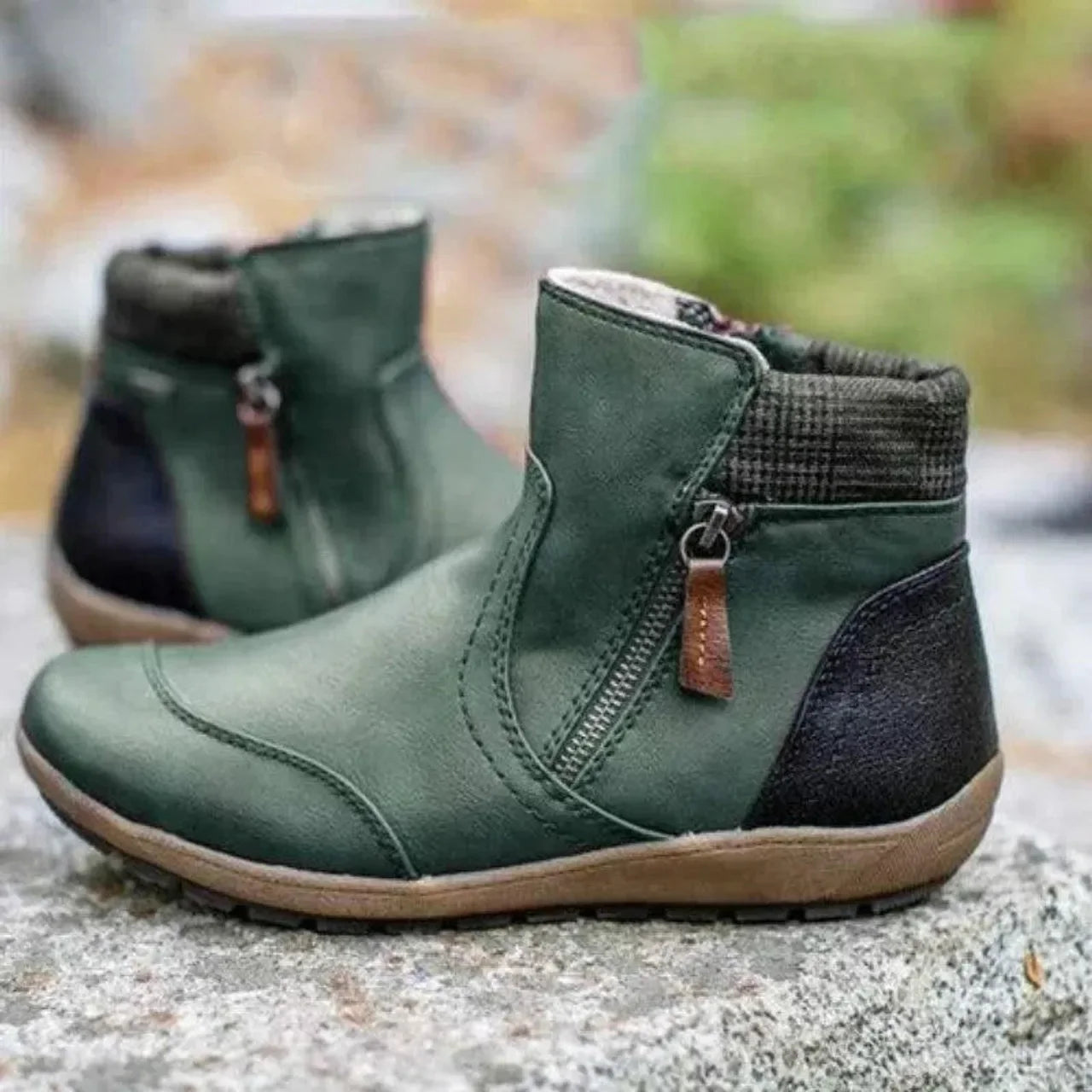 Botas cortas de invierno de moda retro de cuero con parches, cómodas, de suela plana con cremallera, zapatos de mujer de talla grande