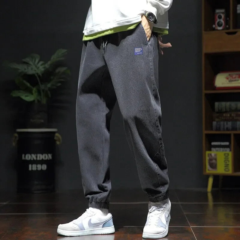 Nuevo estilo primavera verano negro azul cargo jeans hombres streetwear pantalones vaqueros jogger masculino holgado harem jeans talla grande M-8XL