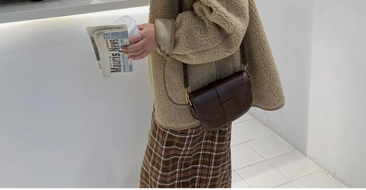 Lamb Wool Coat Women Parkas Thick Warm Coats Korean Solid Single Breasted Hooded Loose Tops Jacket Splice Regular Winter