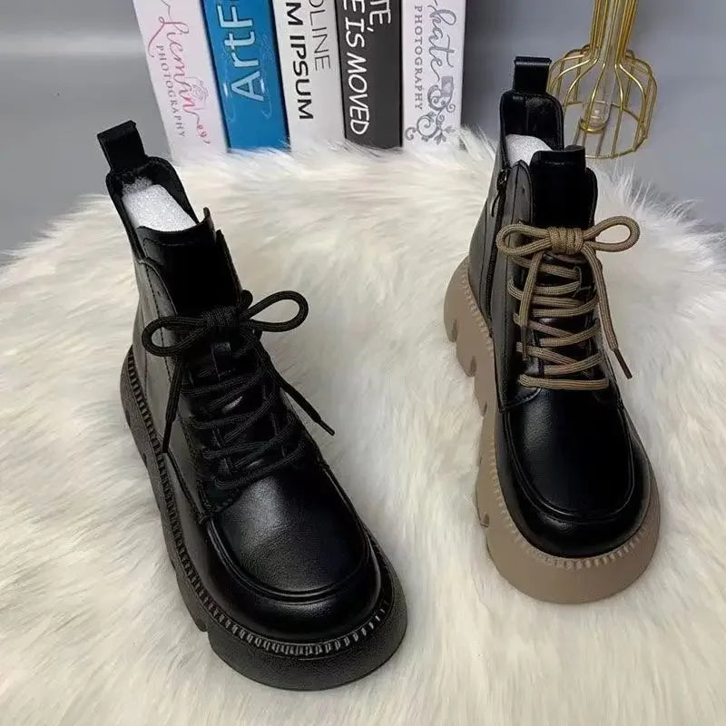 Botas retro de cuero suave para mujer, nuevas botas altas y cortas con suela gruesa y correa de cabeza redonda para primavera y otoño