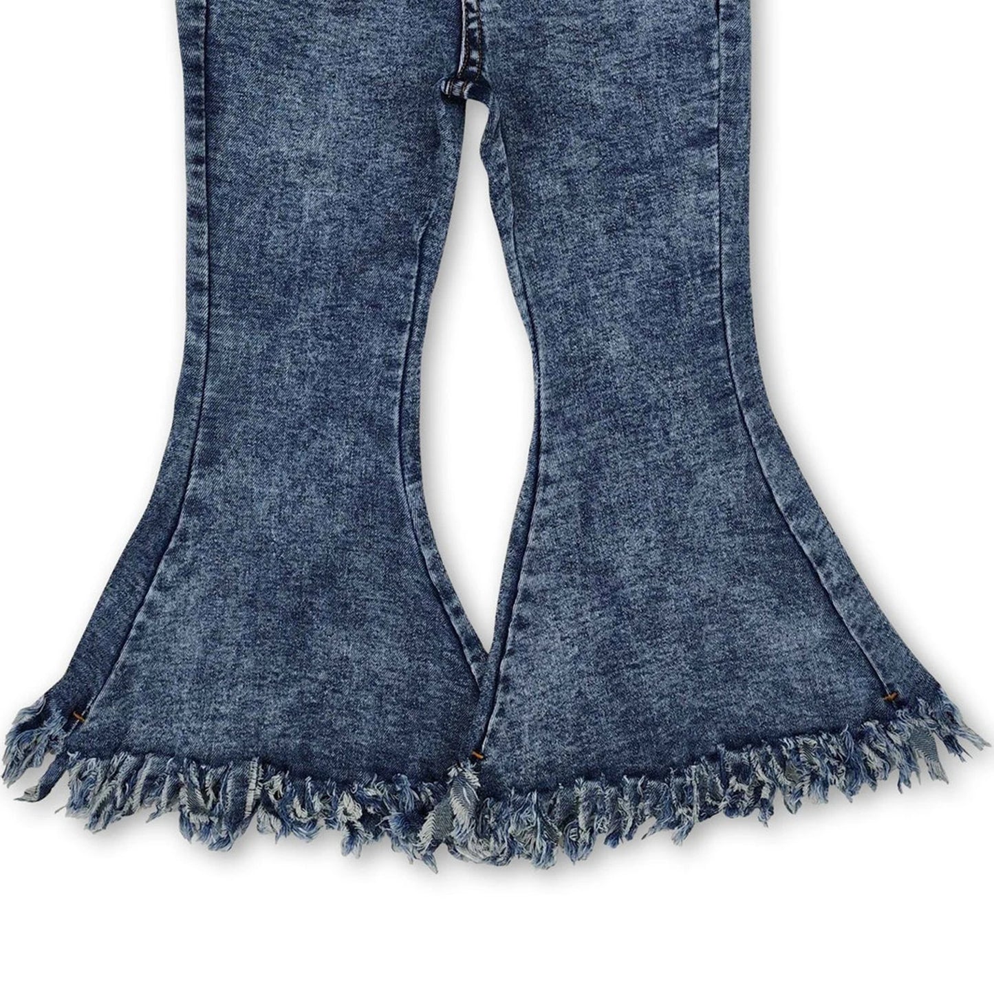 Pantalones vaqueros acampanados de mezclilla azul claro para niñas con detalle de borlas, de algodón suave.