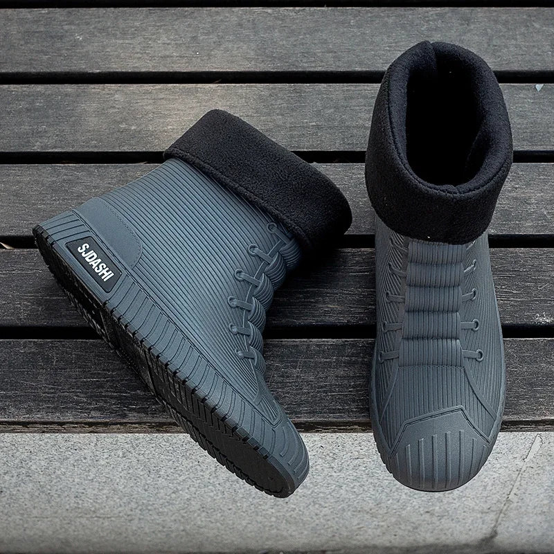 Nuevas botas impermeables de caña corta para hombre y mujer, forradas con forro polar, cálidas, antideslizantes, resistentes al desgaste, ideales para la lluvia y el exterior.