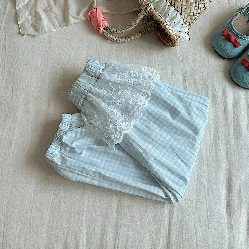 Pantalones de encaje para niñas pequeñas, novedad de 2025, pantalones de malla con costuras para niños, pantalones casuales de princesa con estampado de verano, ropa de moda para niños de 2 a 10 años