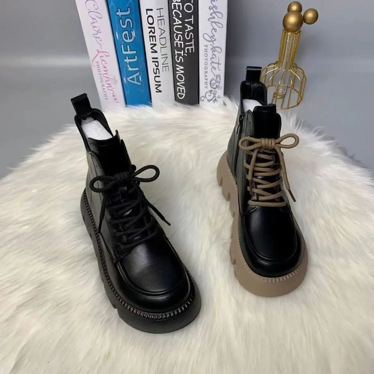 Botas retro de cuero suave para mujer, nuevas botas altas y cortas con suela gruesa y correa de cabeza redonda para primavera y otoño