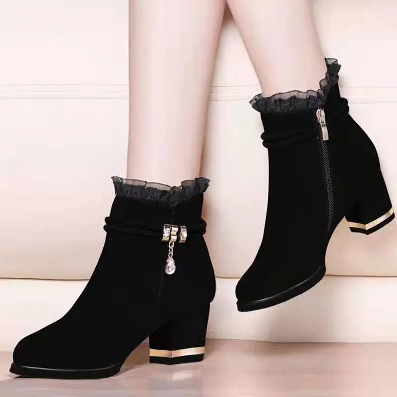New Autumn Fashion Boots Women Fur Winter Warm Pointed Ankle Boots Sexy High Heel Rhinestone Decoration Zipper Women Boots