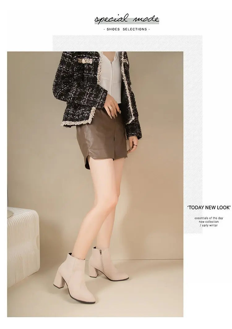 Nuevas botas sencillas de tacón cuadrado con cremallera lateral y tacón alto de ante puntiagudo para mujer.