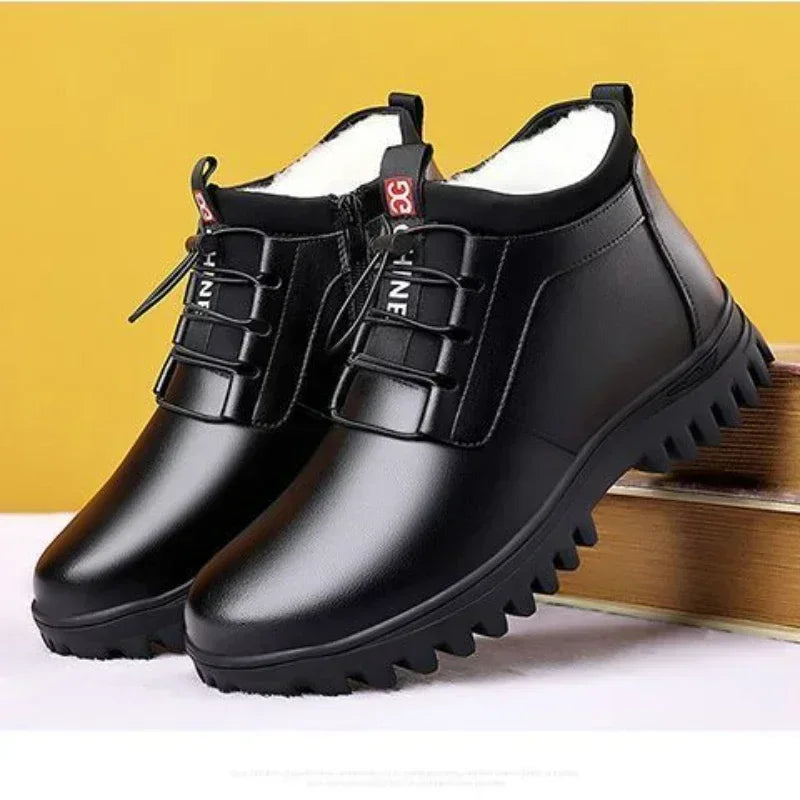 Zapatos de invierno de piel para hombre, de moda, con forro de felpa, cálidos, cómodos, antideslizantes, de algodón, para negocios, para exteriores, informales, botas de nieve, para vacaciones
